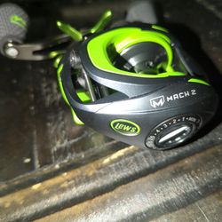 Lewis Mach 2 Fishing Reel