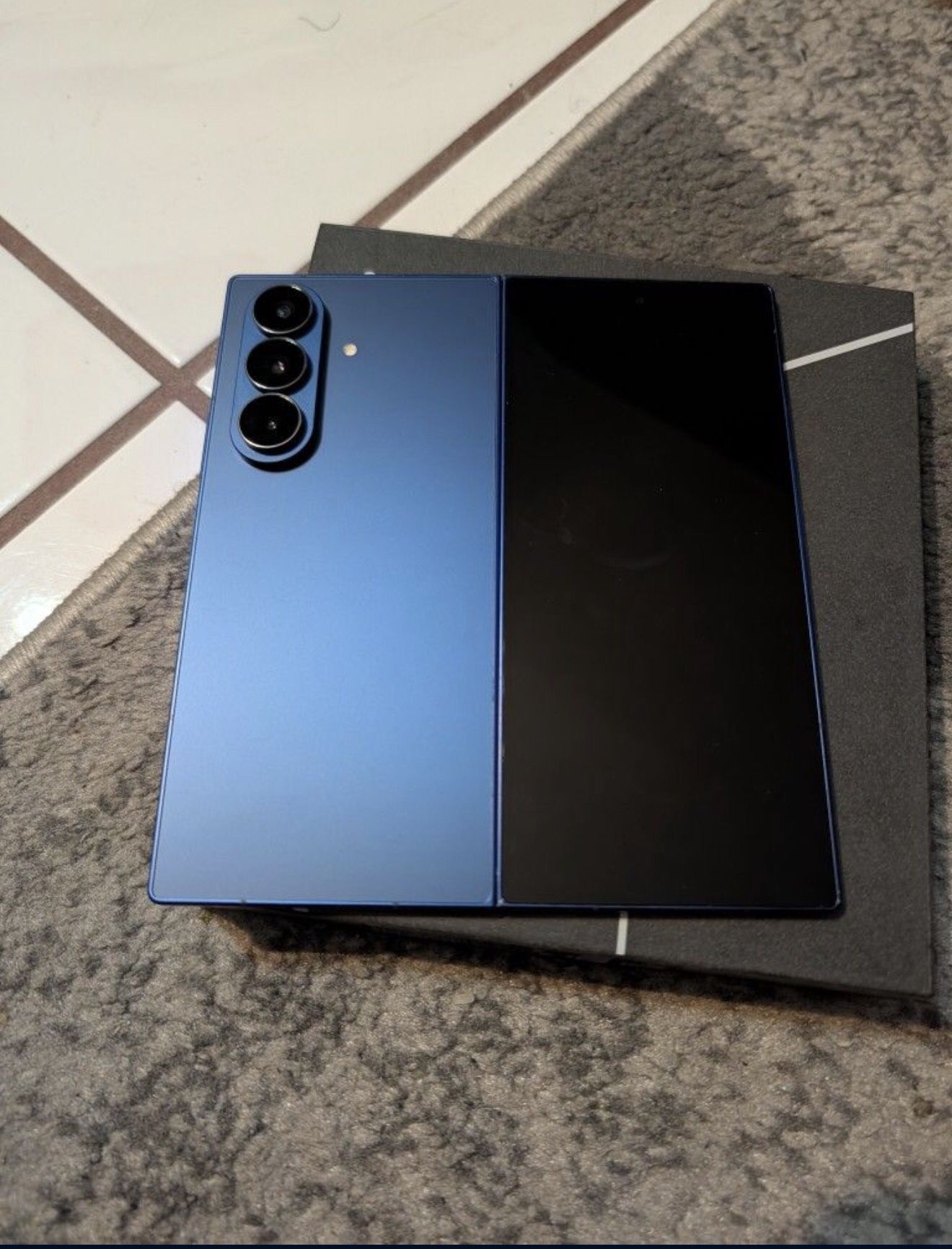 Samsung Galaxy Z Fold 7 Unlocked 256gb Like New In Box