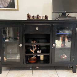 Console Table /TV Stand/ Sideboard