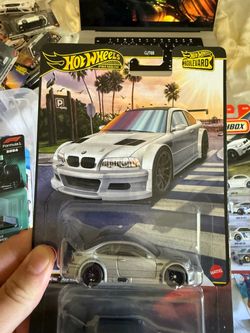 Hot wheels premium bmw m3 gtr