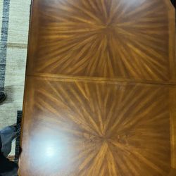 Kitchen Table & matching Hutch 