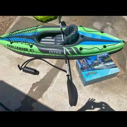 9’ Challenger Inflatable Kayak