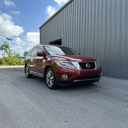 2015 Nissan Pathfinder Platinum 