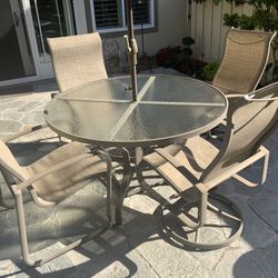 Tropitone Outdoor Patio Furniture Set