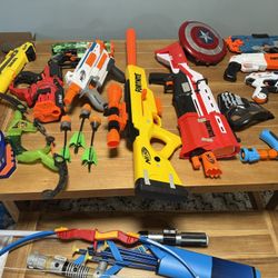 Huge Nerf Blaster Gun Lot + More Toys