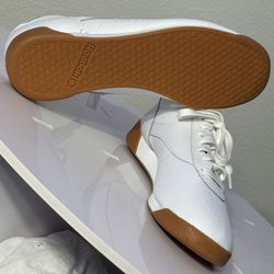 Women’s White Reebok Shoes 