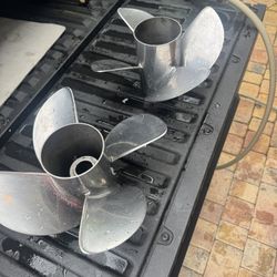 Mercury REV4 XP 14.6 X 18p RH/LH