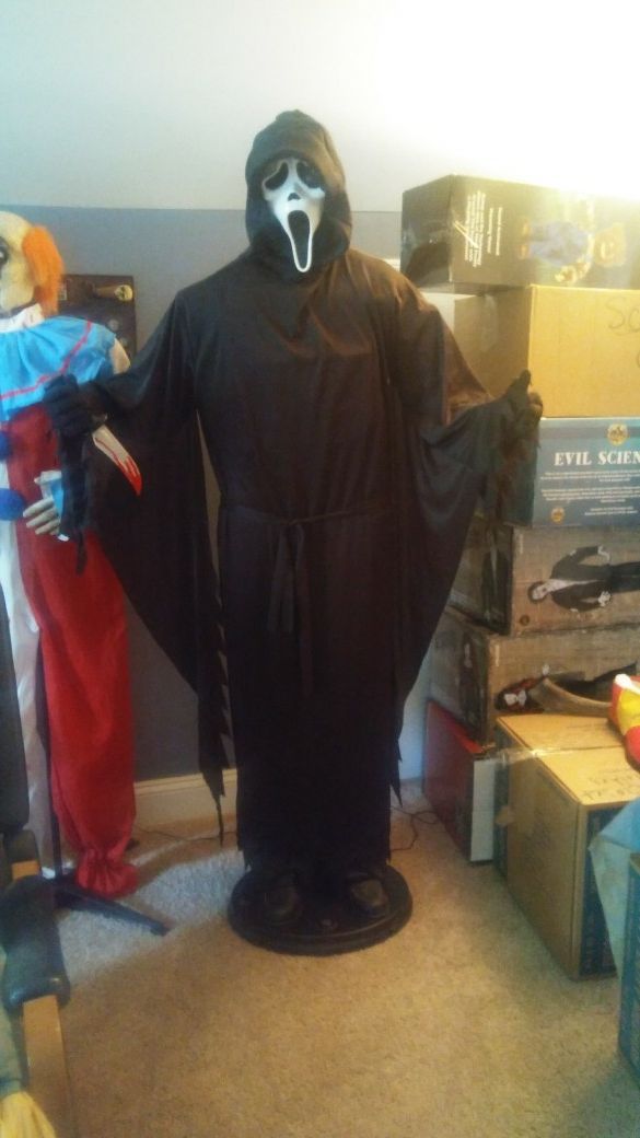 Gemmy Lifesize Animated GhostFace