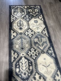 Area rug Navy and white 96" × 26”