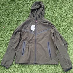 Nike Tech Jacket Men’s Size Medium