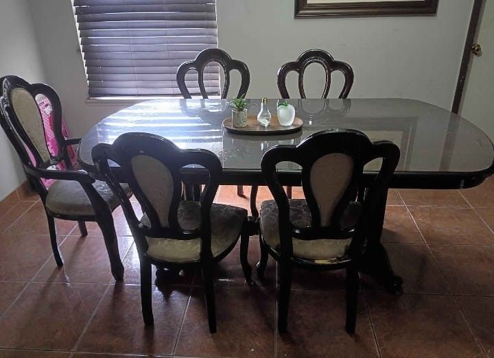 Solid Wood Dining Table