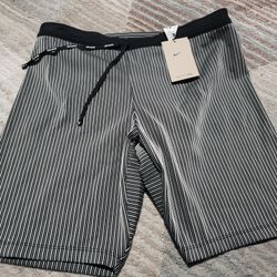 Nike Dri-FIT ADV AeroSwift Half Tights Black/White DM4622-015 Size XL NWT! $90