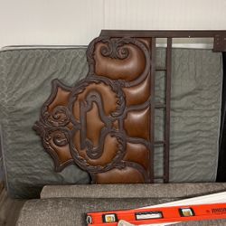 Queen Bed Frame  And Matres’s