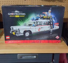 Lego Ghostbusters Ecto-1 10274