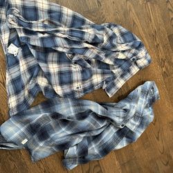 2 Men’s Blue Flannel Plaid Shirts  Sz Small