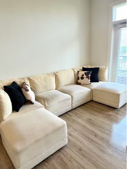 ✨APARTMENT MOVE OUT SALE ✨