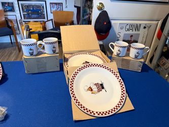 Chef Dinnerware Set Plates and Mugs for four people