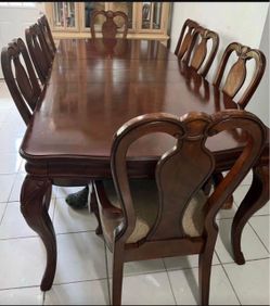 Mahogany Dining Table Set with 8 Chairs
