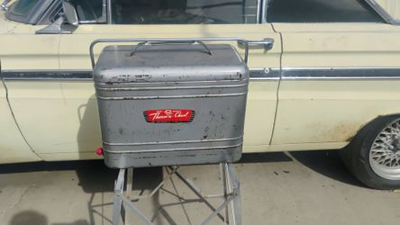 Ice chest