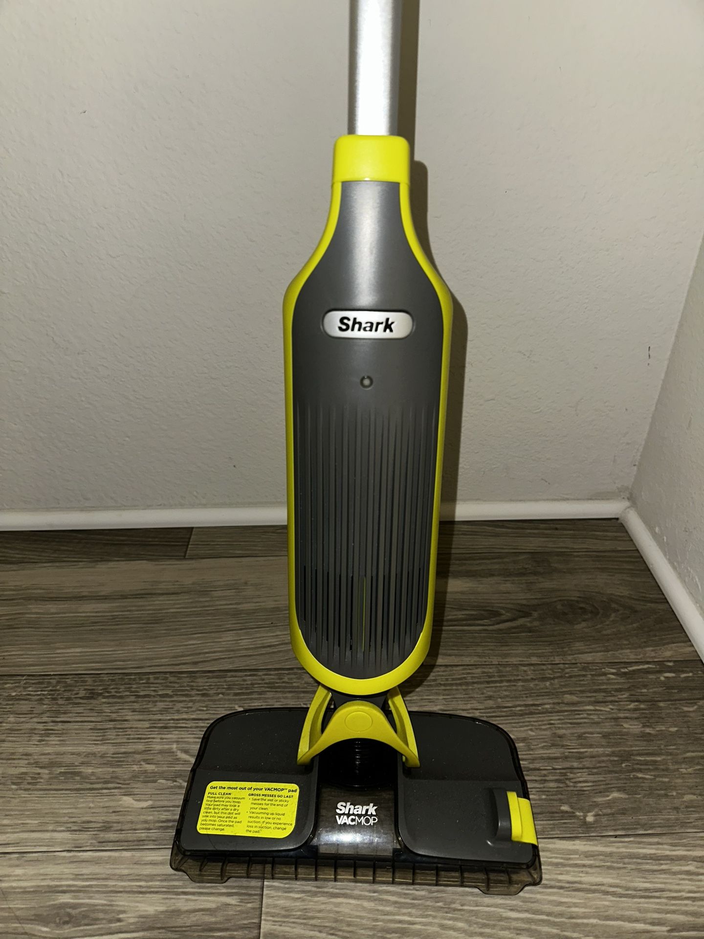 Vaccum/mop