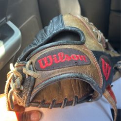 Wilson A2000
