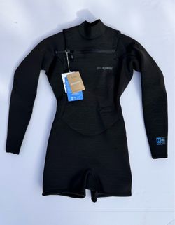 NEW Patagonia Black Womens R1 Light Long sleeve Front Zip Spring Wetsuit Yulex Surf