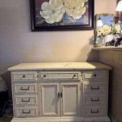 Light cream colored wooden center console dresser buffet table