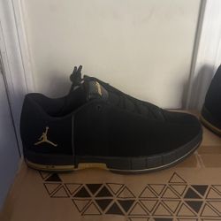 Jordan Te 2 Low 