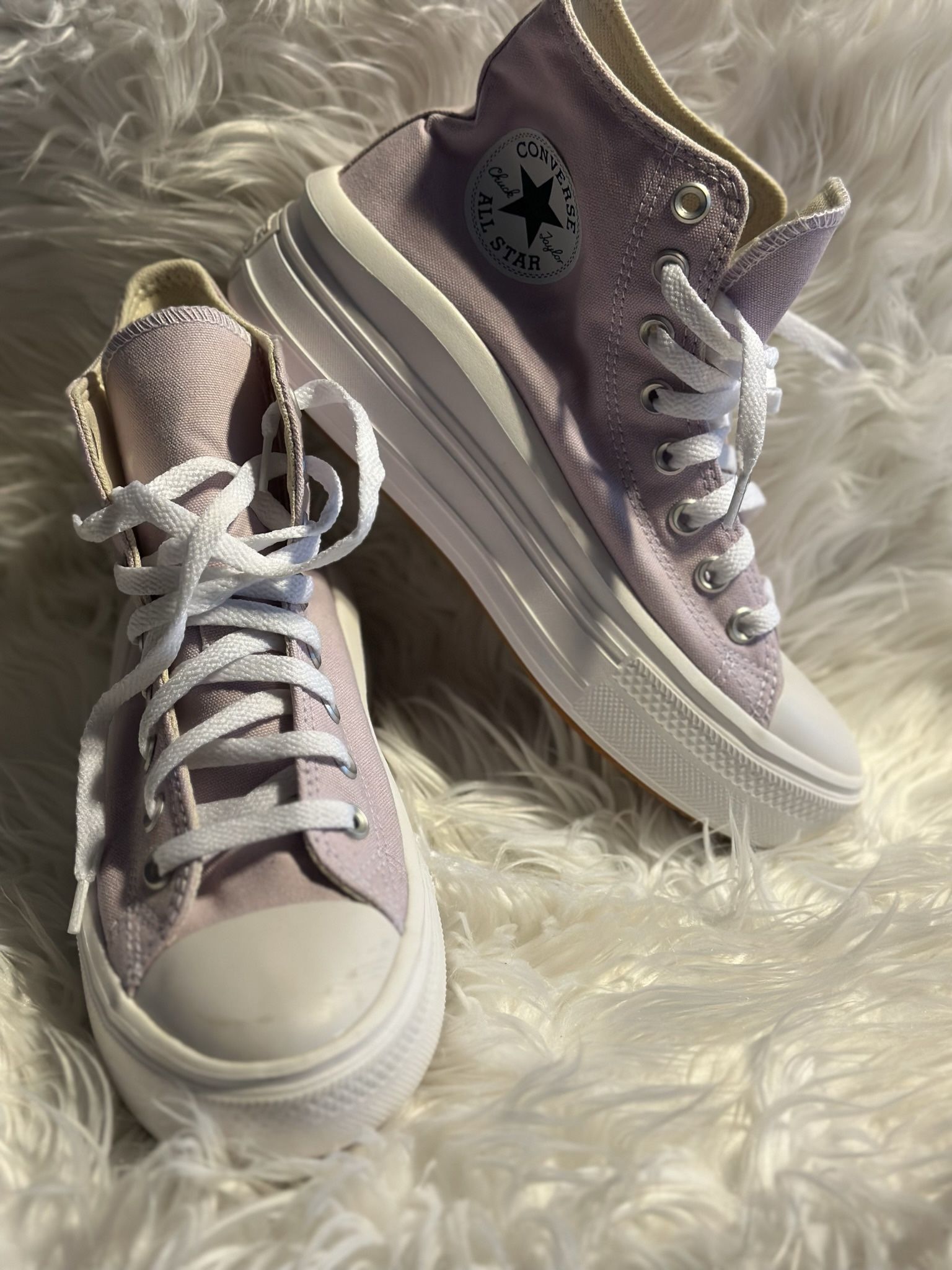 Converse Size 8