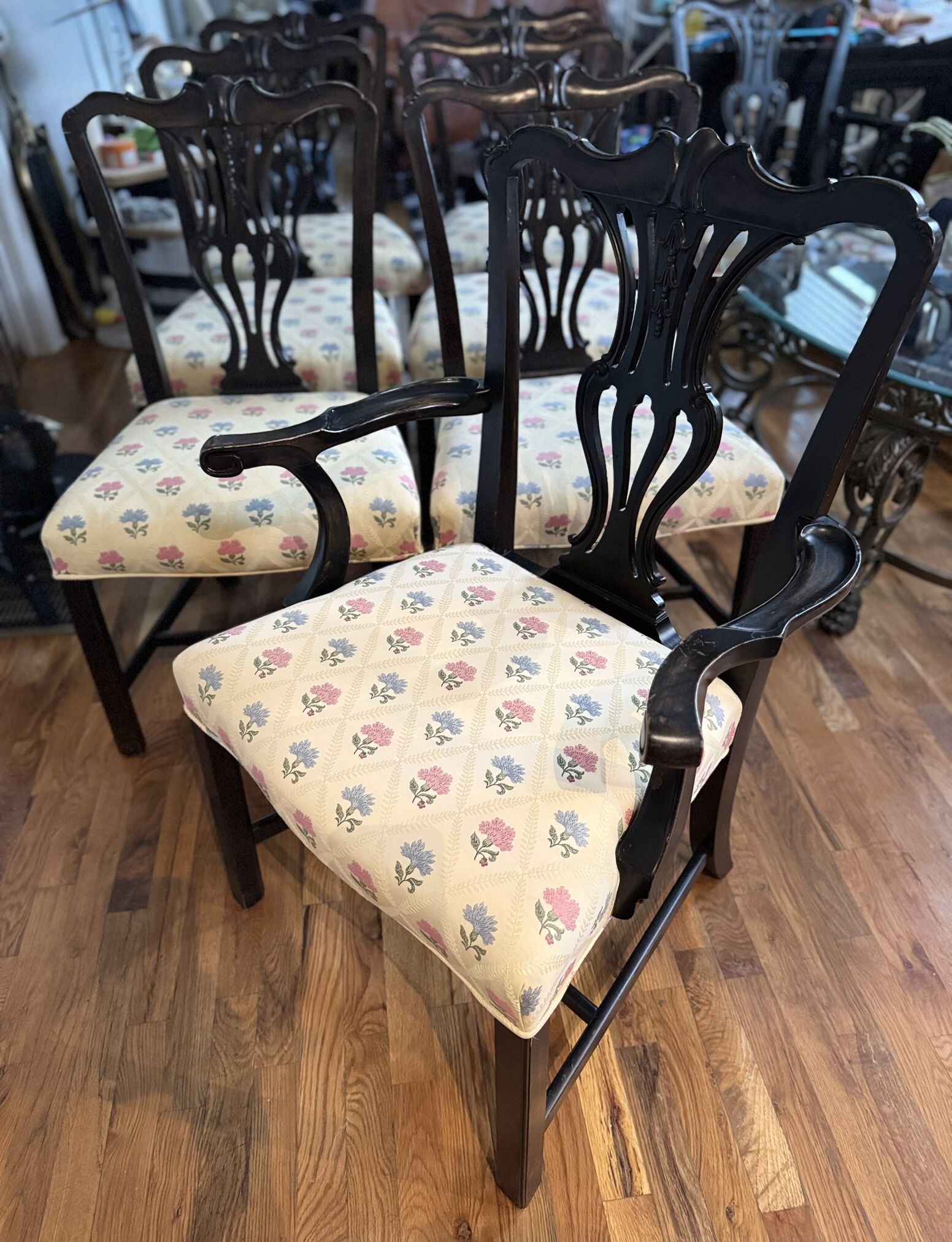 Dining Room Table W/ 8 Chairs 