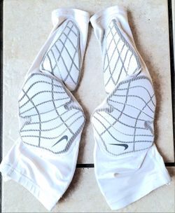 Mens Nike Pro Hyperstrong Sleeves White