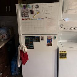 Whirlpool Refrigerator With Freezer