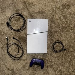Playstation 5 Digital Edition w/ purple controller
