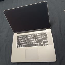 MacBook 15,6” 2015