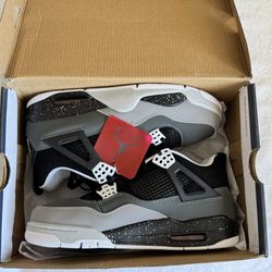 Air Jordan 4 Retro Fear