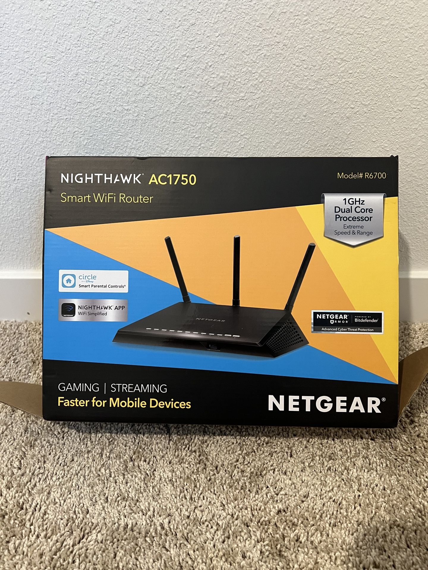 Netgear Nighthawk Smart WiFi Router AC1750