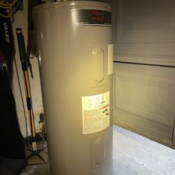 RUUD Electric Water Heater – 40 Gallon (Almost New)
