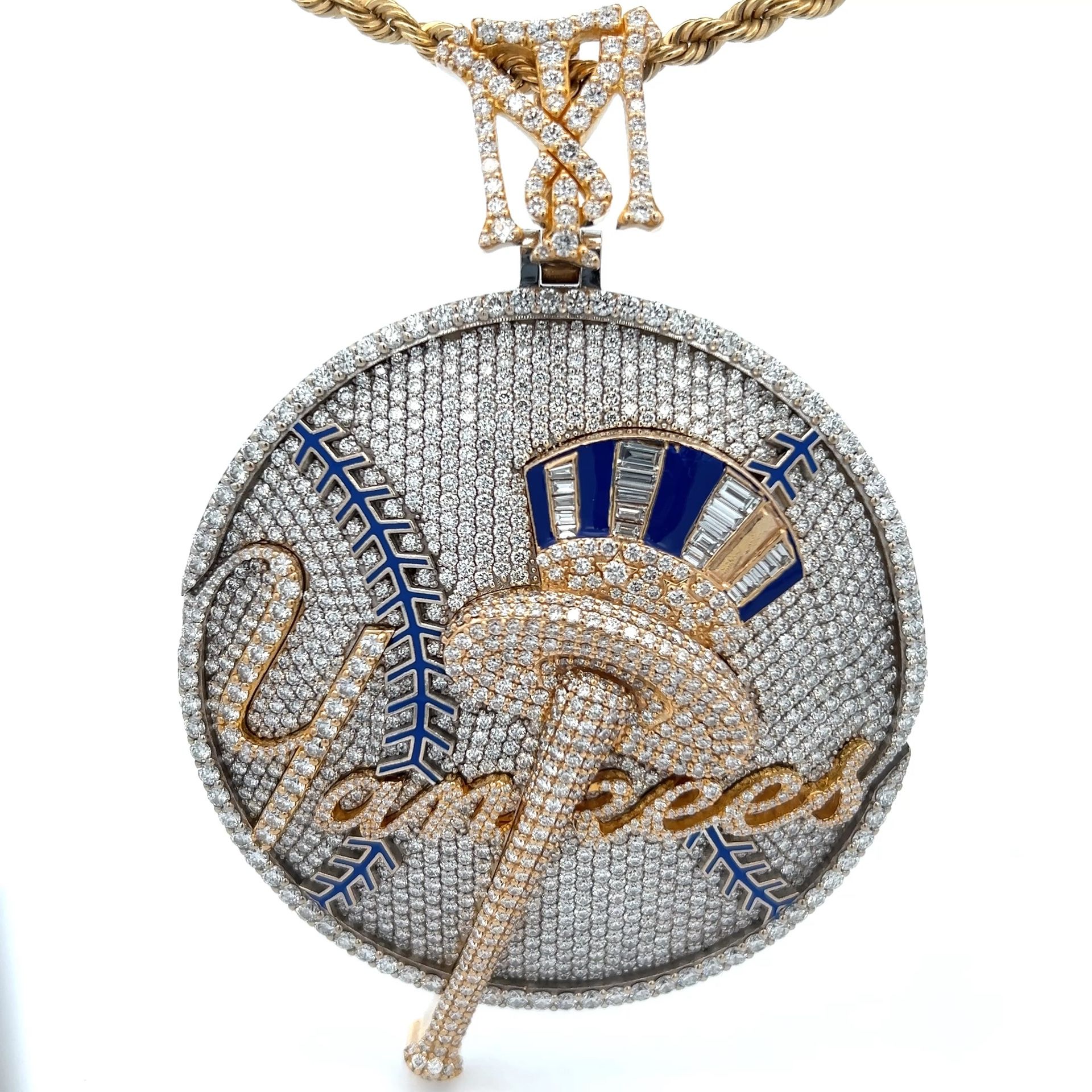 Yankees Diamond Pendant