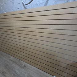 8'x4' Slat Wall