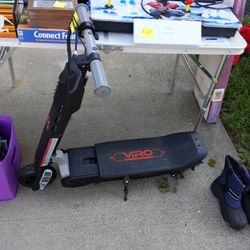 Viro Convertible Scooter Sit Or Stand