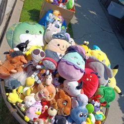 LOTS OF PLUSHIES