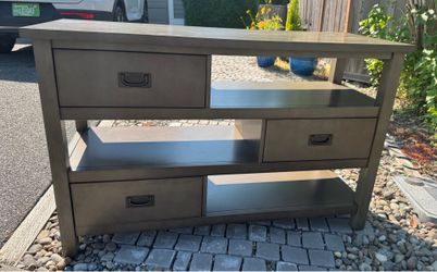 FREE TV Stand