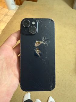 Apple iPhone 15 unlocked & paid off