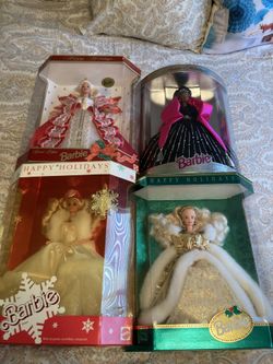 Barbie Holiday Full Collectibles Set With An Anniversary Doll