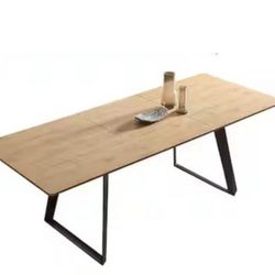 Modern Expandable Dining Table (51"-67") - Great Condition