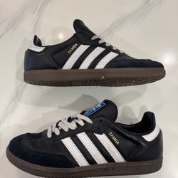 Adidas Sambas