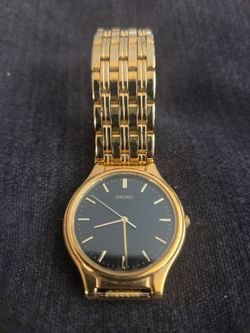 Seiko Gold-Tone Bracelet Link Watch with Black Dial Water Resistant One Size