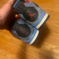 Jordan 4 Travis Scott Size 11