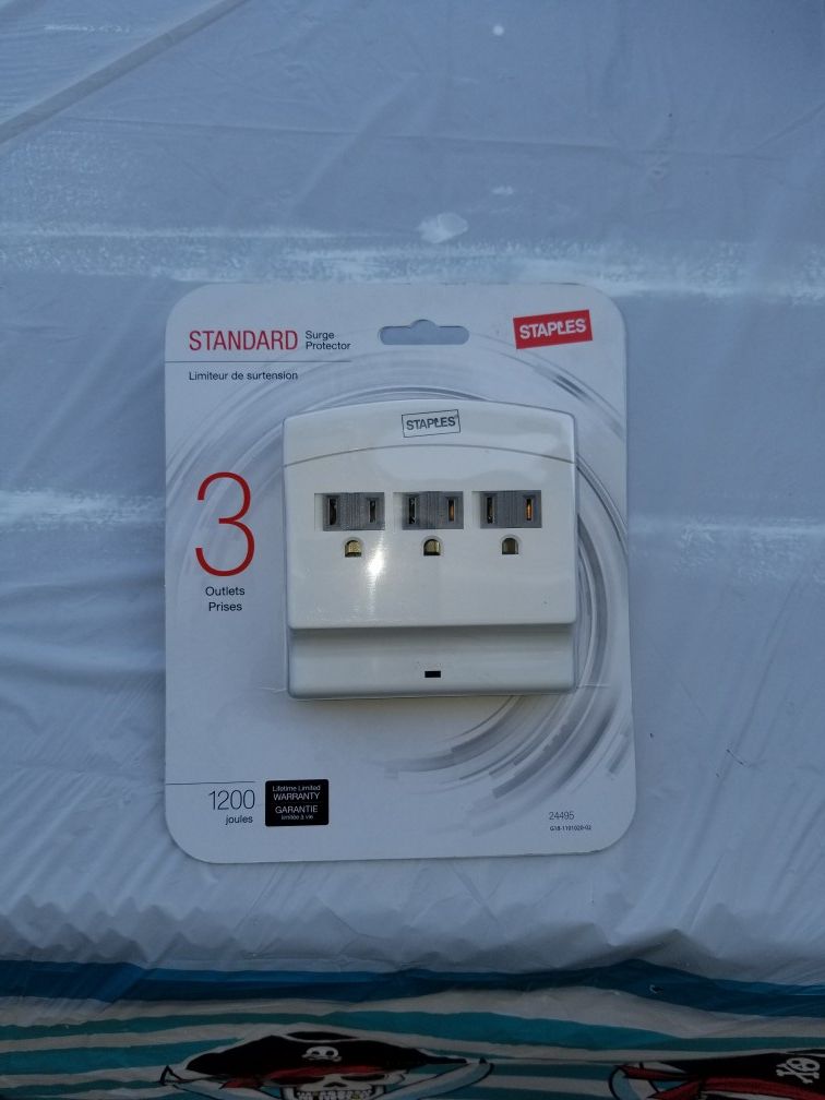 Staples surge protector. Brand New!