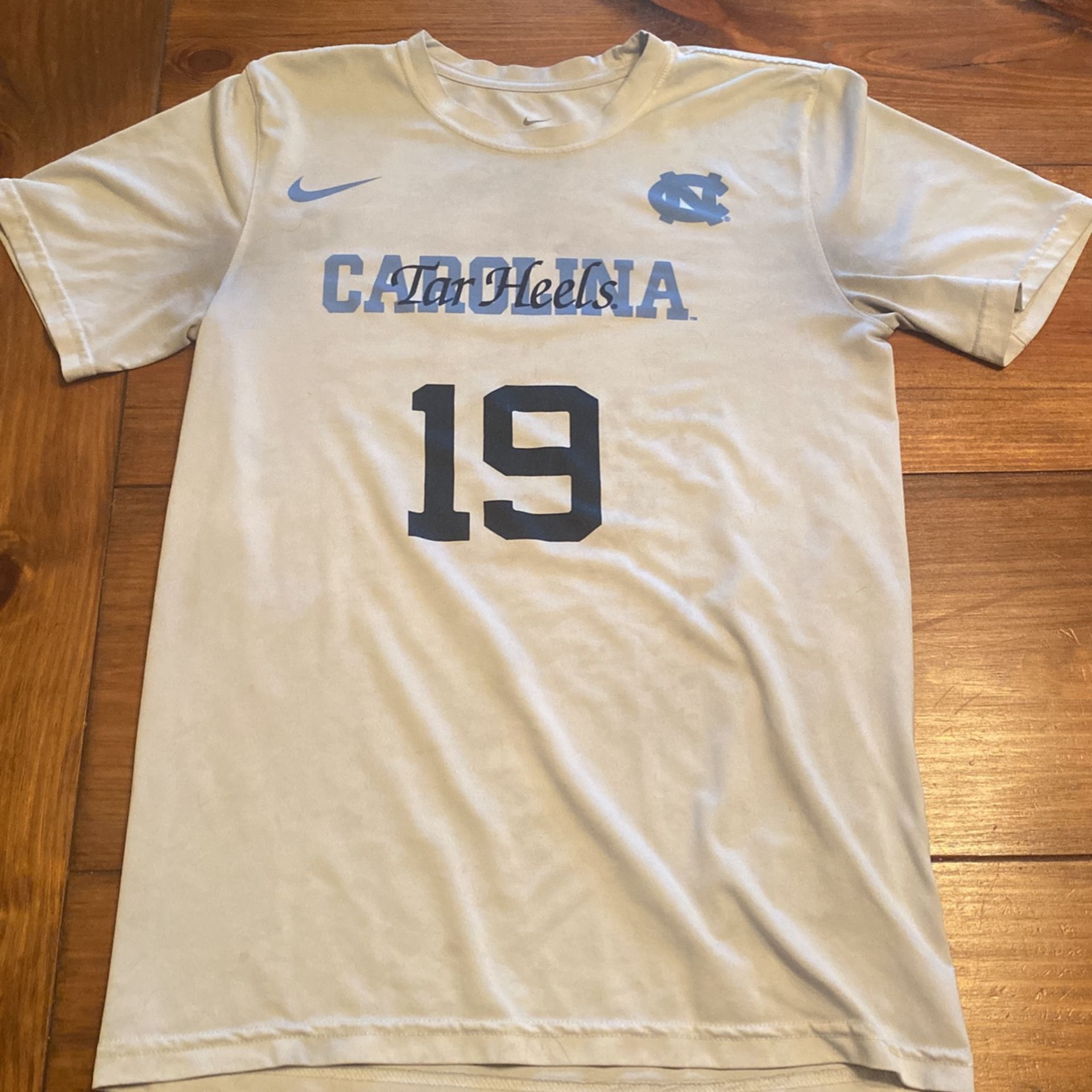 Nike UNC Mia Hamm soccer jersey adult small